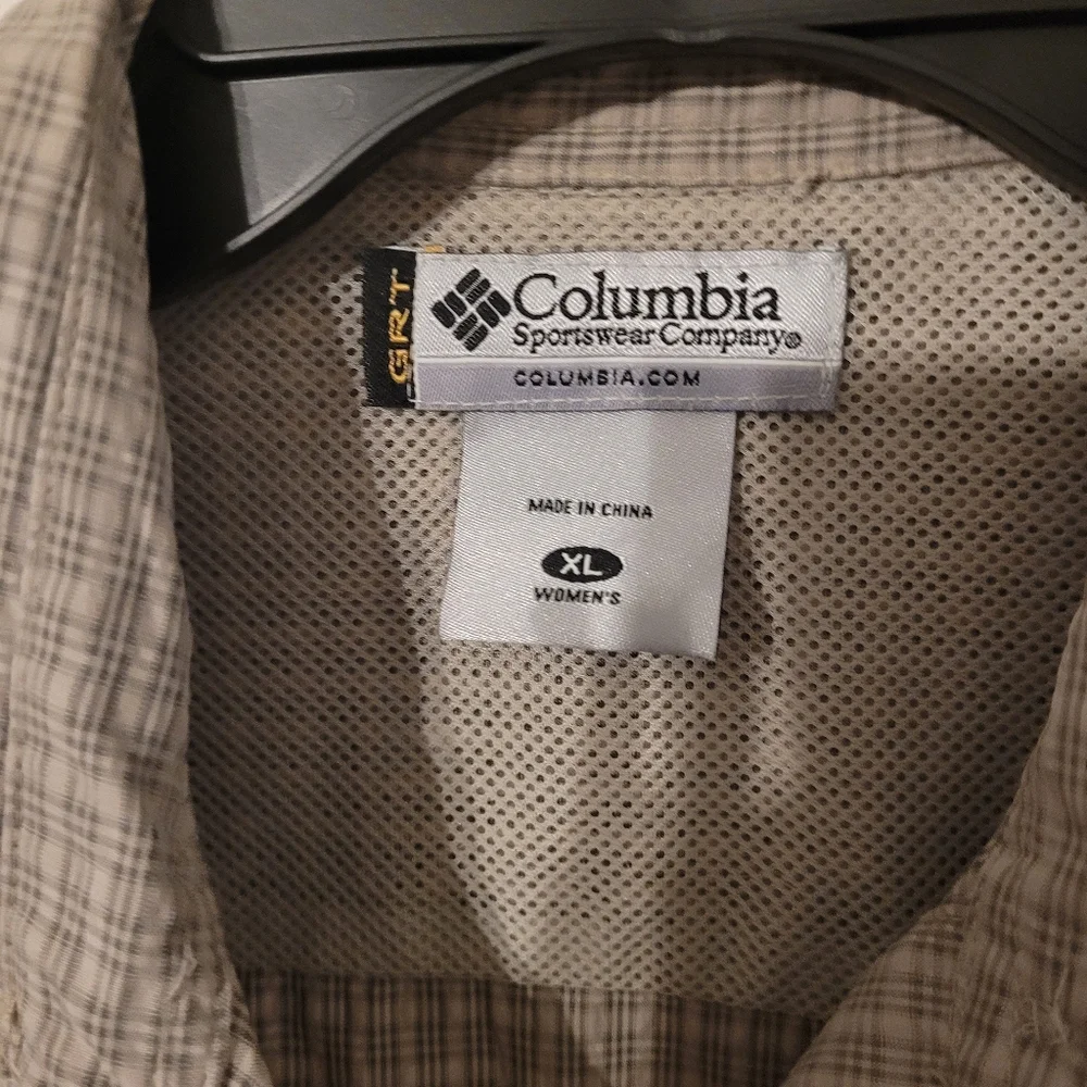 Columbia Beige Checkered Button-Up Shirt xl